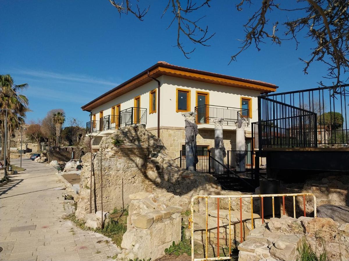 Beach House Hotel Side Exterior foto