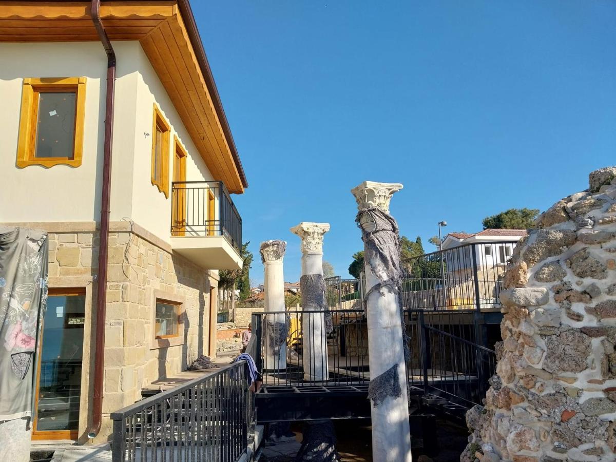 Beach House Hotel Side Exterior foto