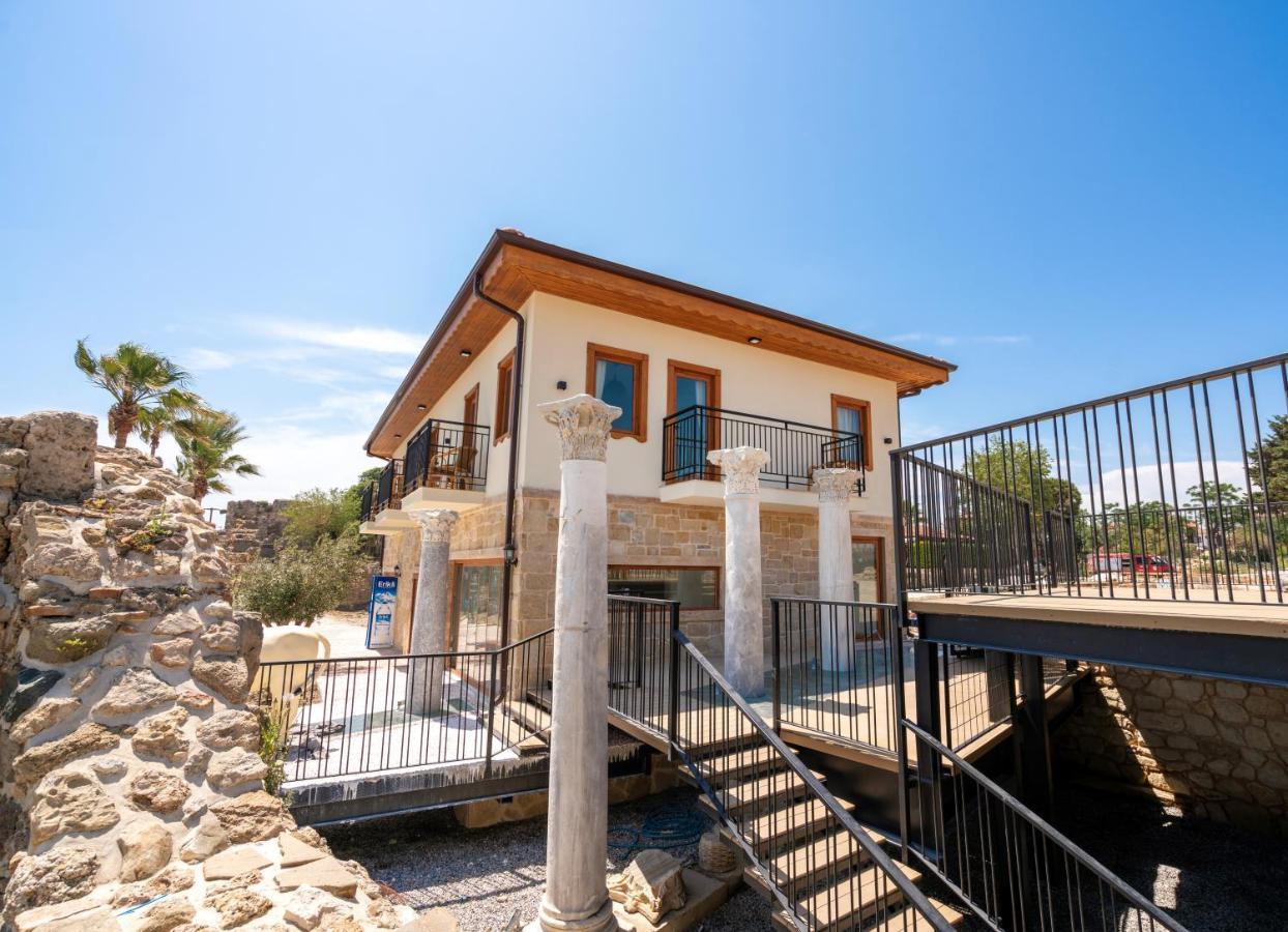 Beach House Hotel Side Exterior foto